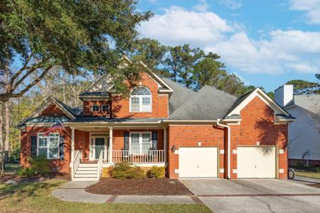 2757 Victoria Lake Drive