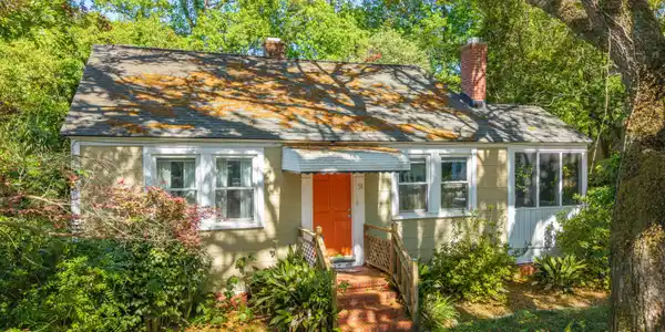Image 4: 58AvondaleAve-KeenEyeMarketing-003