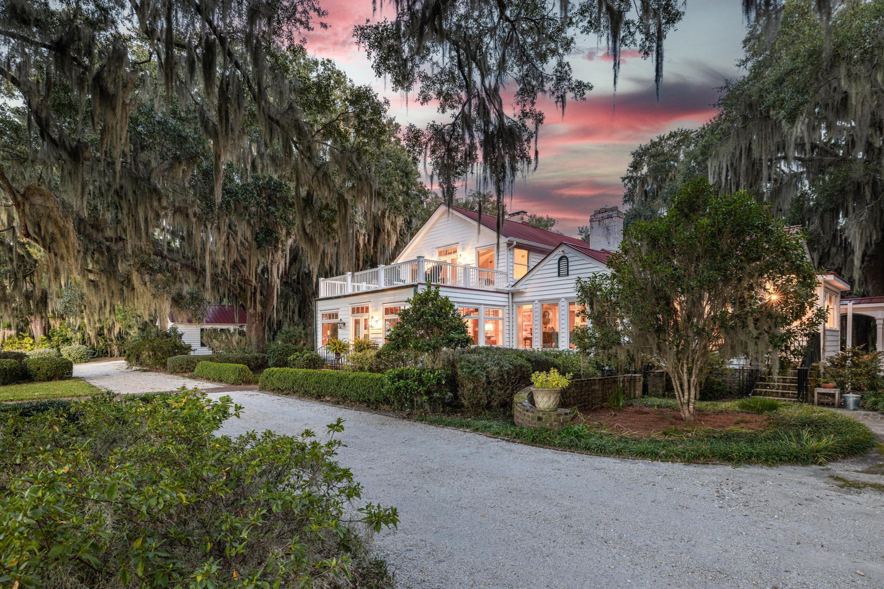 Image 2: 183815-Ellis%20Creek%20Photography%20Par