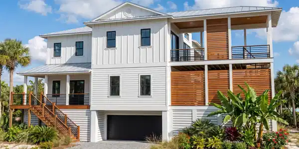 Image 3: Front Facing