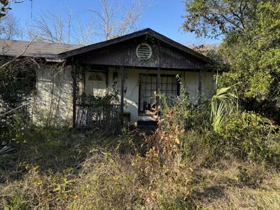 1918 Sol Legare Road