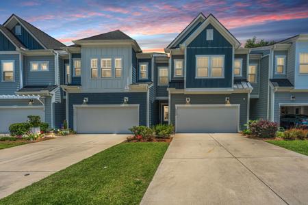 3044 Emma Lane