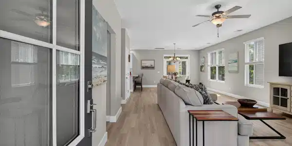 Image 3: Entry Way