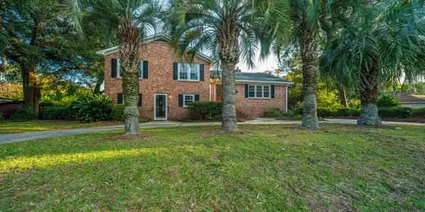 728 Fort Sumter Drive