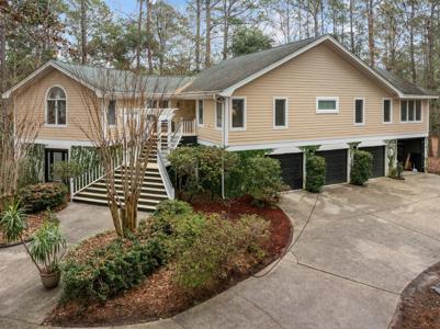 2595 Bohicket Road