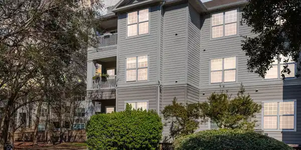 700 Daniel Ellis Drive