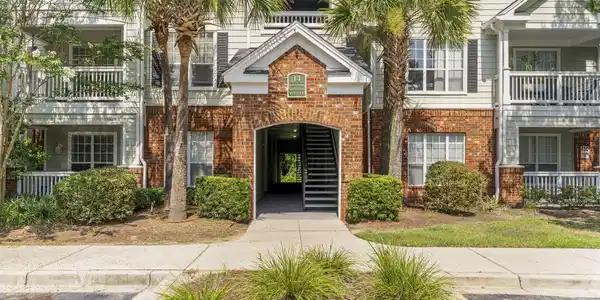 Image 2: 45 Sycamore Avenue #1435-34