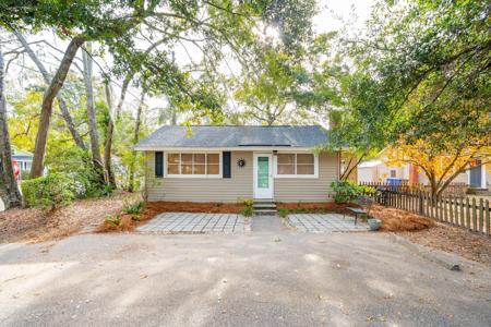 229 Plymouth Avenue