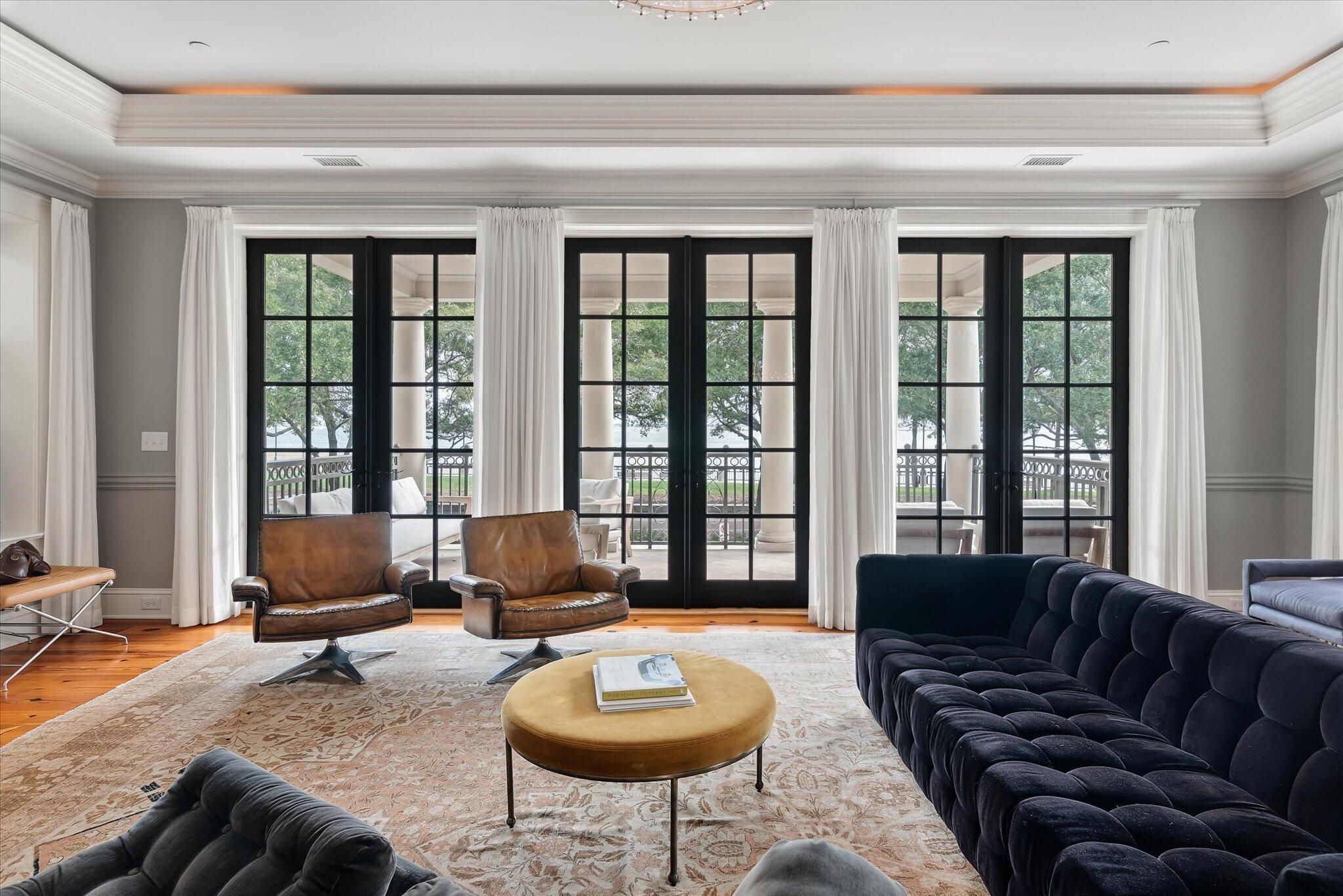 Image 2: 15-5 Middle Atlantic Wharf Unit 2B_i_Low