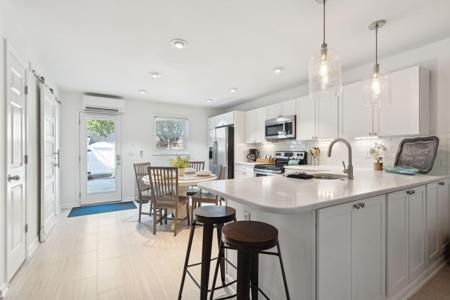 732 Harbor Lane