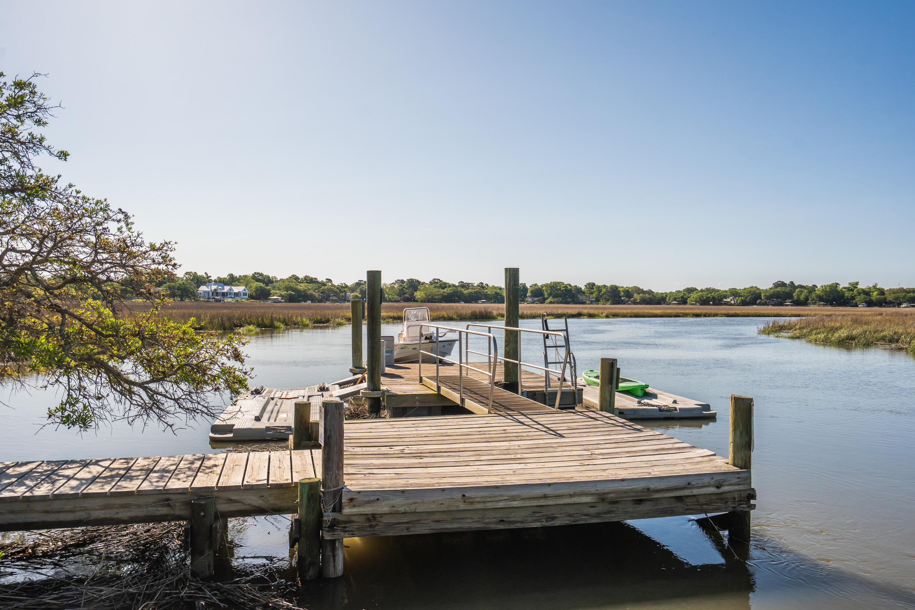 Image 2: 1259HarborviewLn-KeenEyeMarketing-084