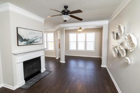 2233 Chatelain Way