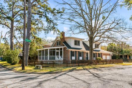 74 6th Avenue