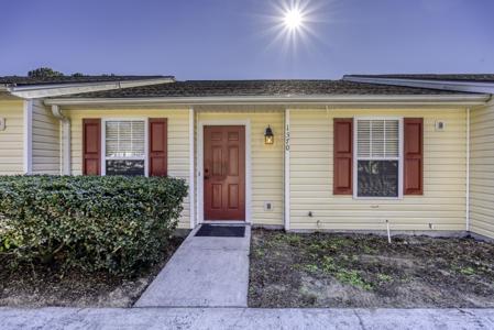 1370 Pinnacle Road