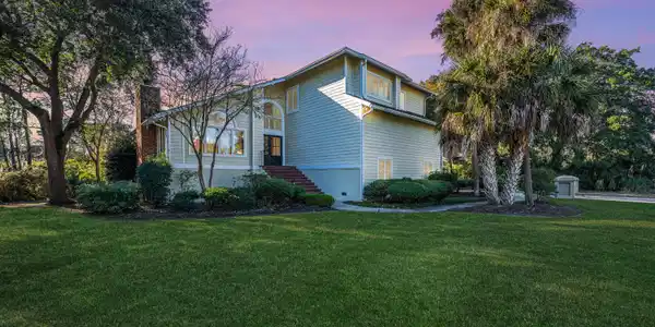 1784 Omni Blvd