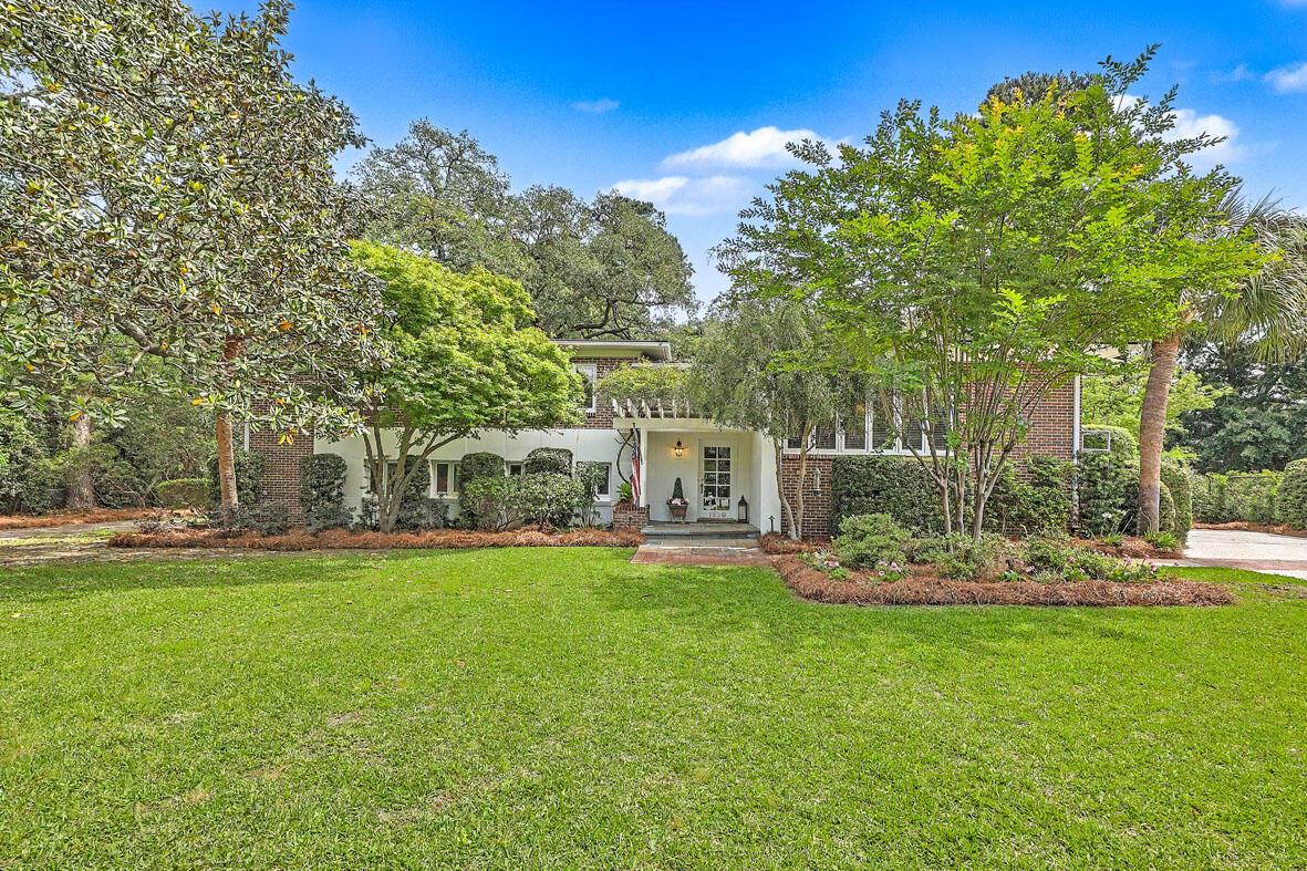 Image 1: 1520 Fairway Drive