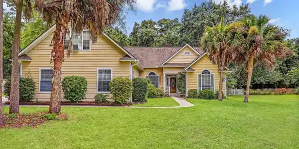 31 Christine Drive