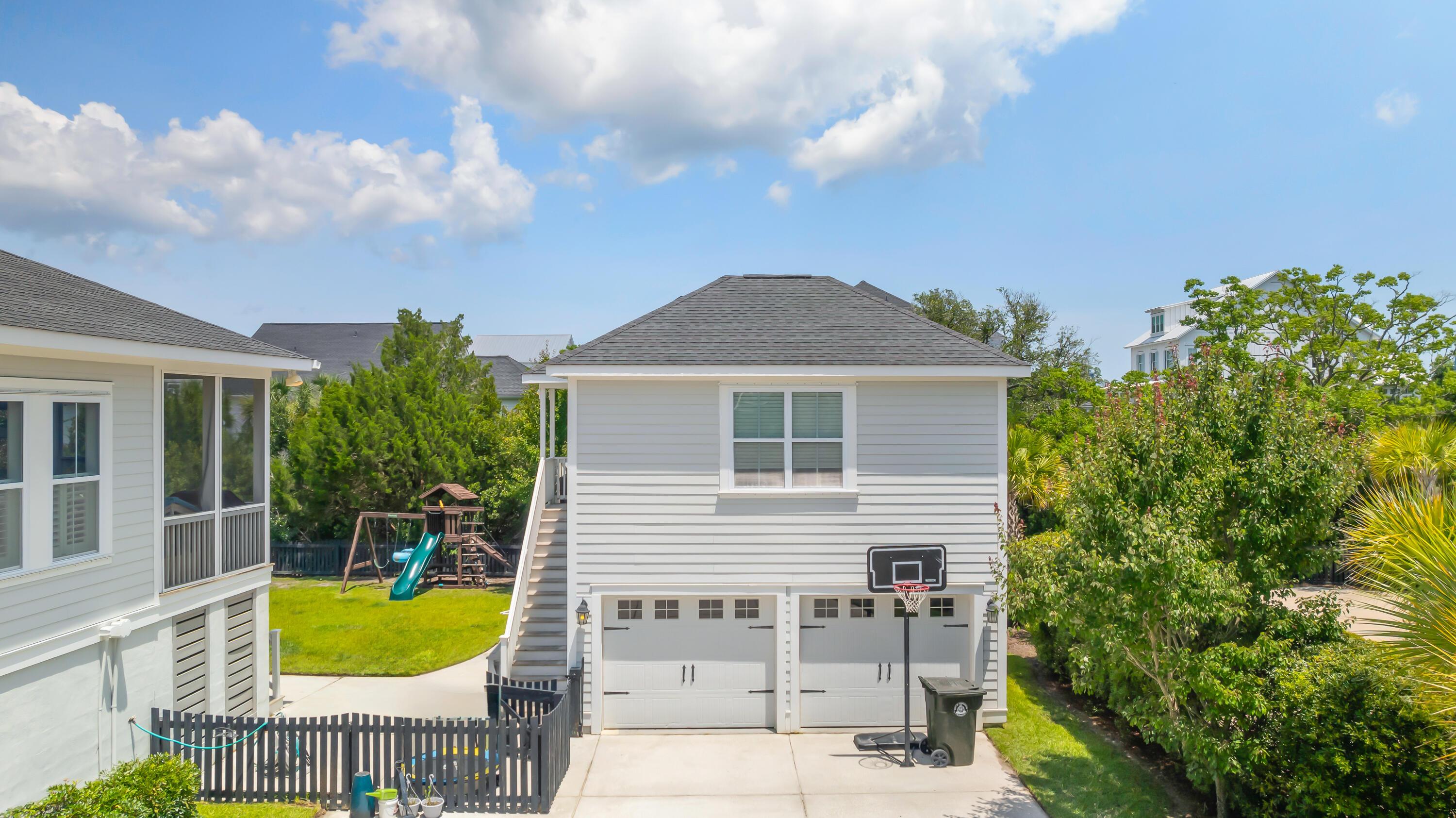 Image 2: 1722 Trewin Ct_3