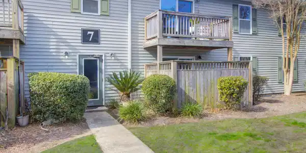 1402 Camp Road