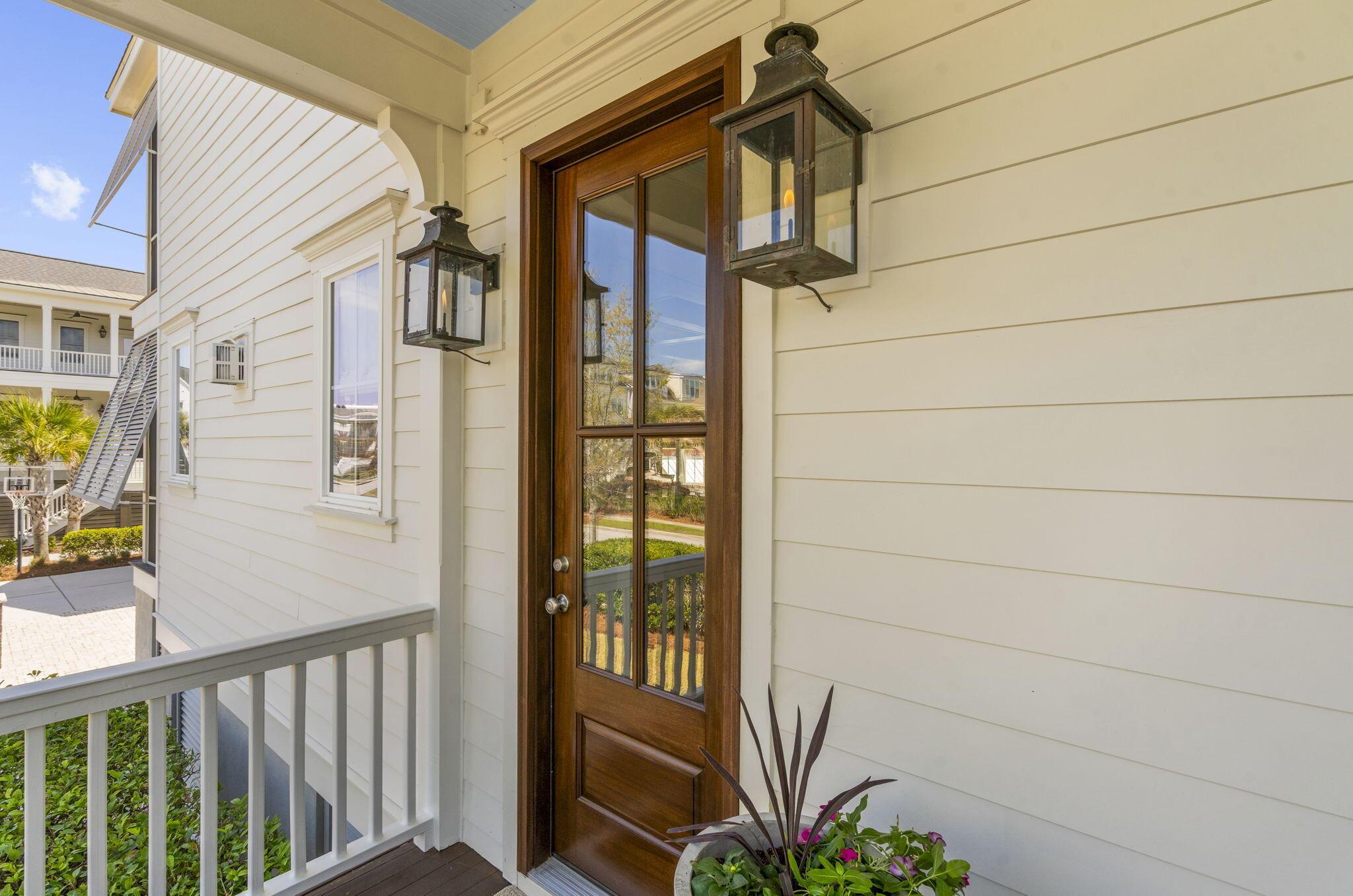 Image 3: 103-web-or-mls-DSC00642