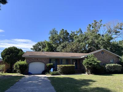1219 Oakcrest Drive