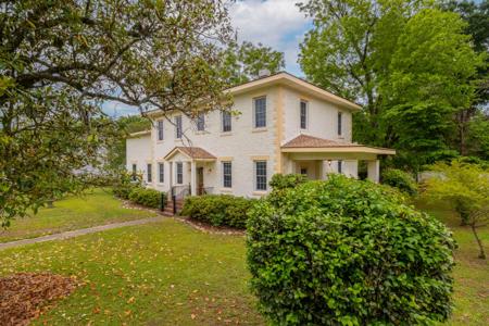 2131 Westrivers Road