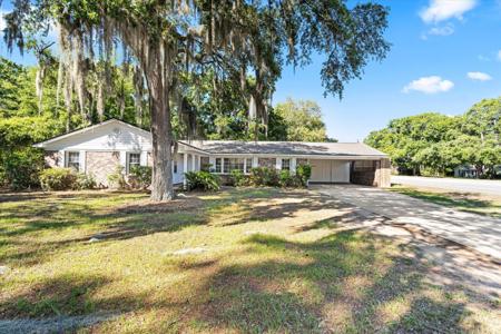 1203 Calais Drive