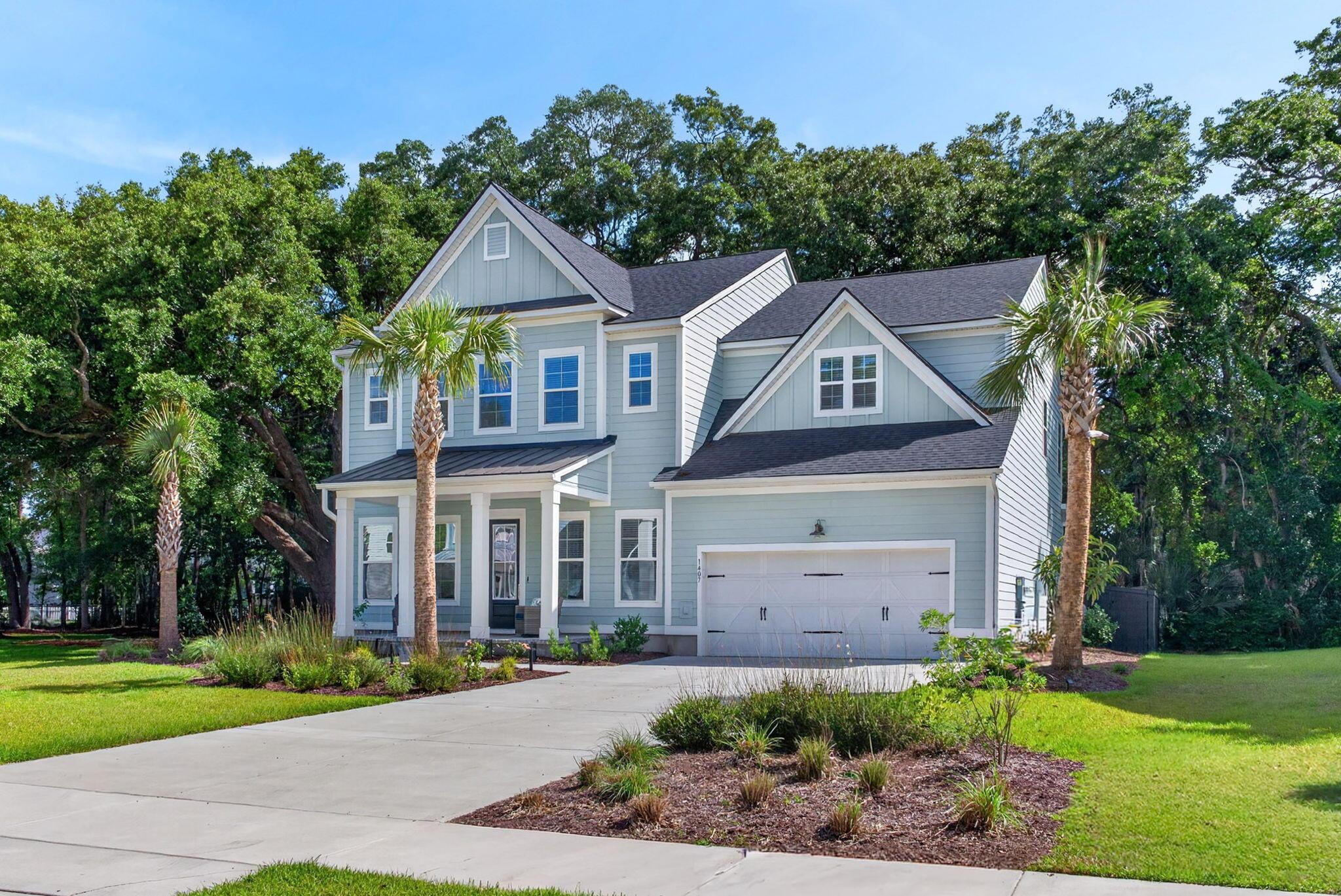 Image 3: Professionally Landscaped