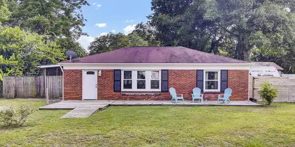 1463 Seminole Street