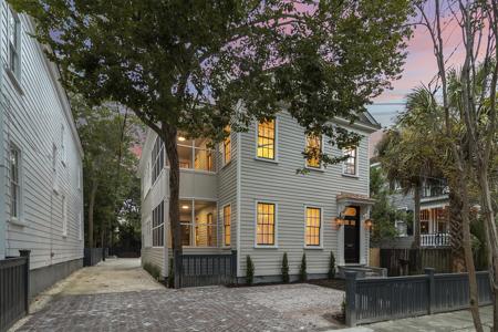 19 Smith Street