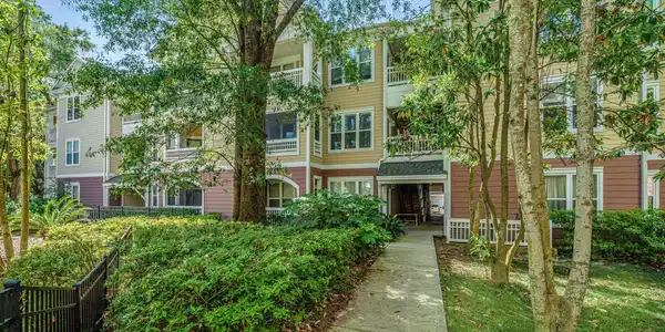 600 Bucksley Lane