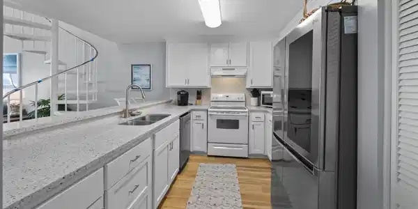 Image 4: 14-web-or-mls-470A7466