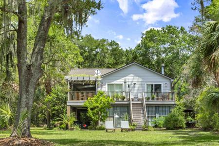 3627 Holmes Drive