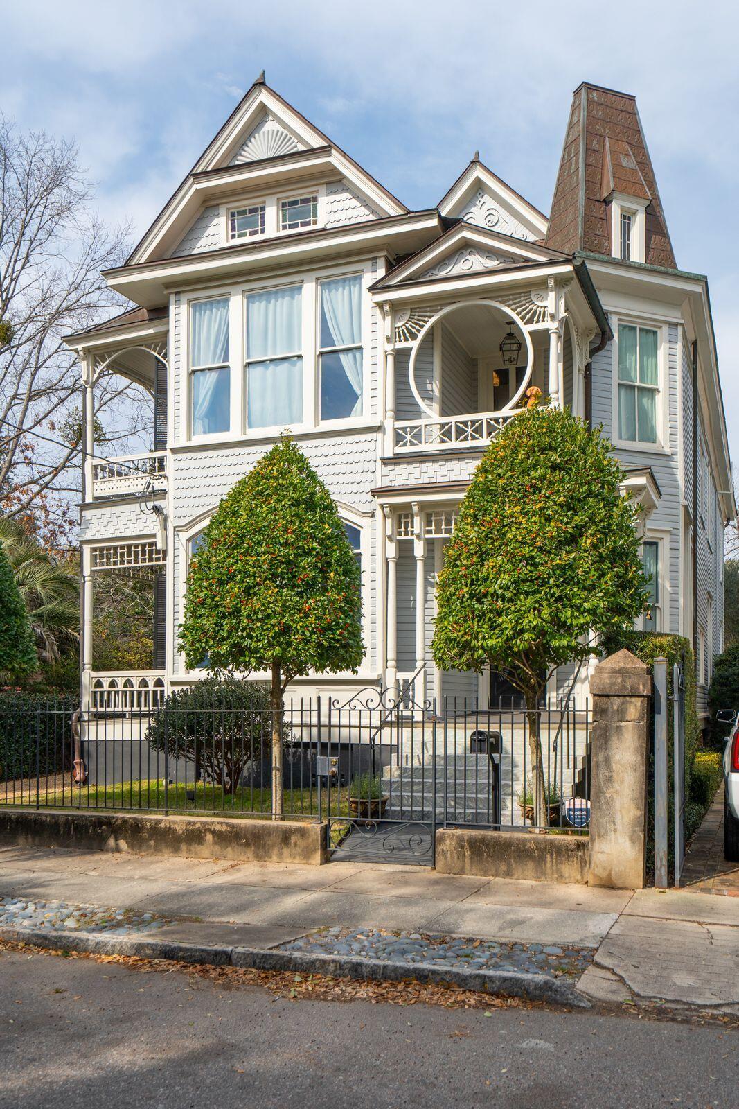 Image 1: 40MontaguSt-KeenEyeMarketing-003