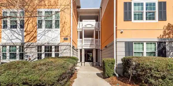 1433 Telfair Way