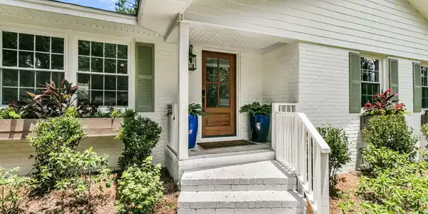 1413 Glencoe Drive