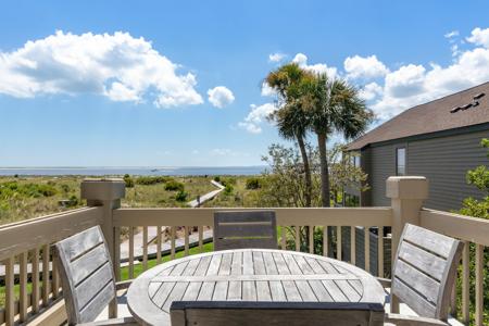 1394/96 Pelican Watch Villas