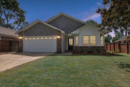 1665 Fairway Place Lane