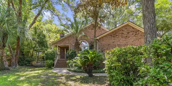 Image 3: 51-web-or-mls-DSC09796