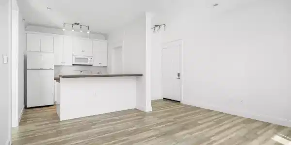 130 River Landing Drive