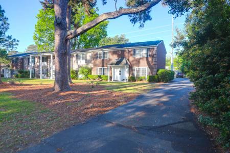 926 Lansing Drive