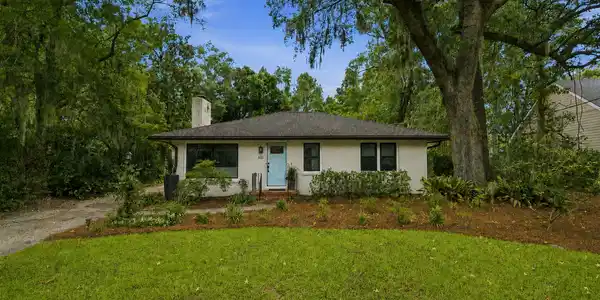 630 W Oak Forest Drive
