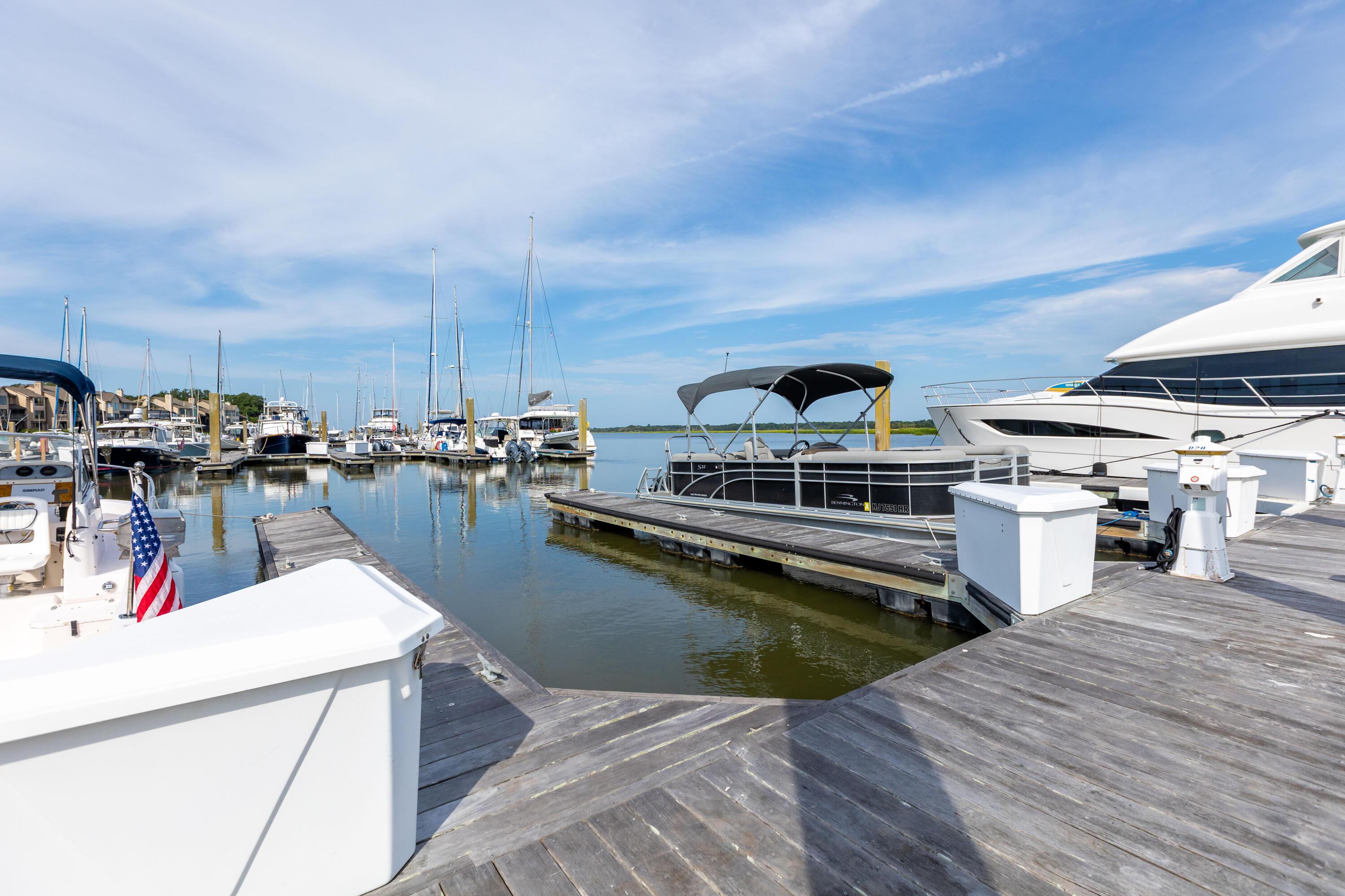 Image 1: d20-boat-slip-bohicket-marina-4