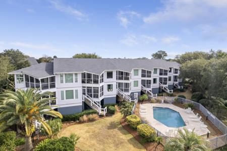 502 Yacht Harbor Court