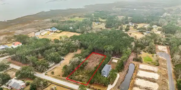 Image 2: Lot Boundary Lines
