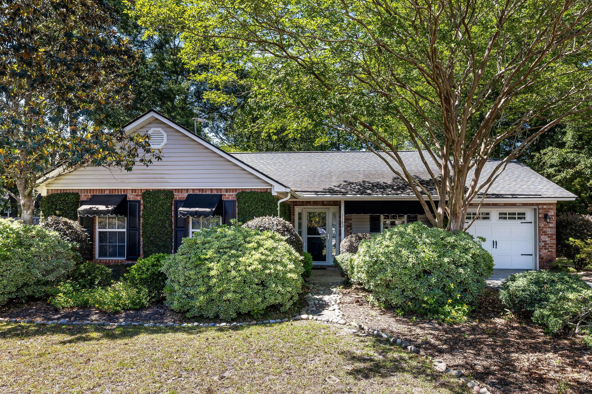 Image 1: 1-web-or-mls-1182 Redbud Ct CoastalRE-20