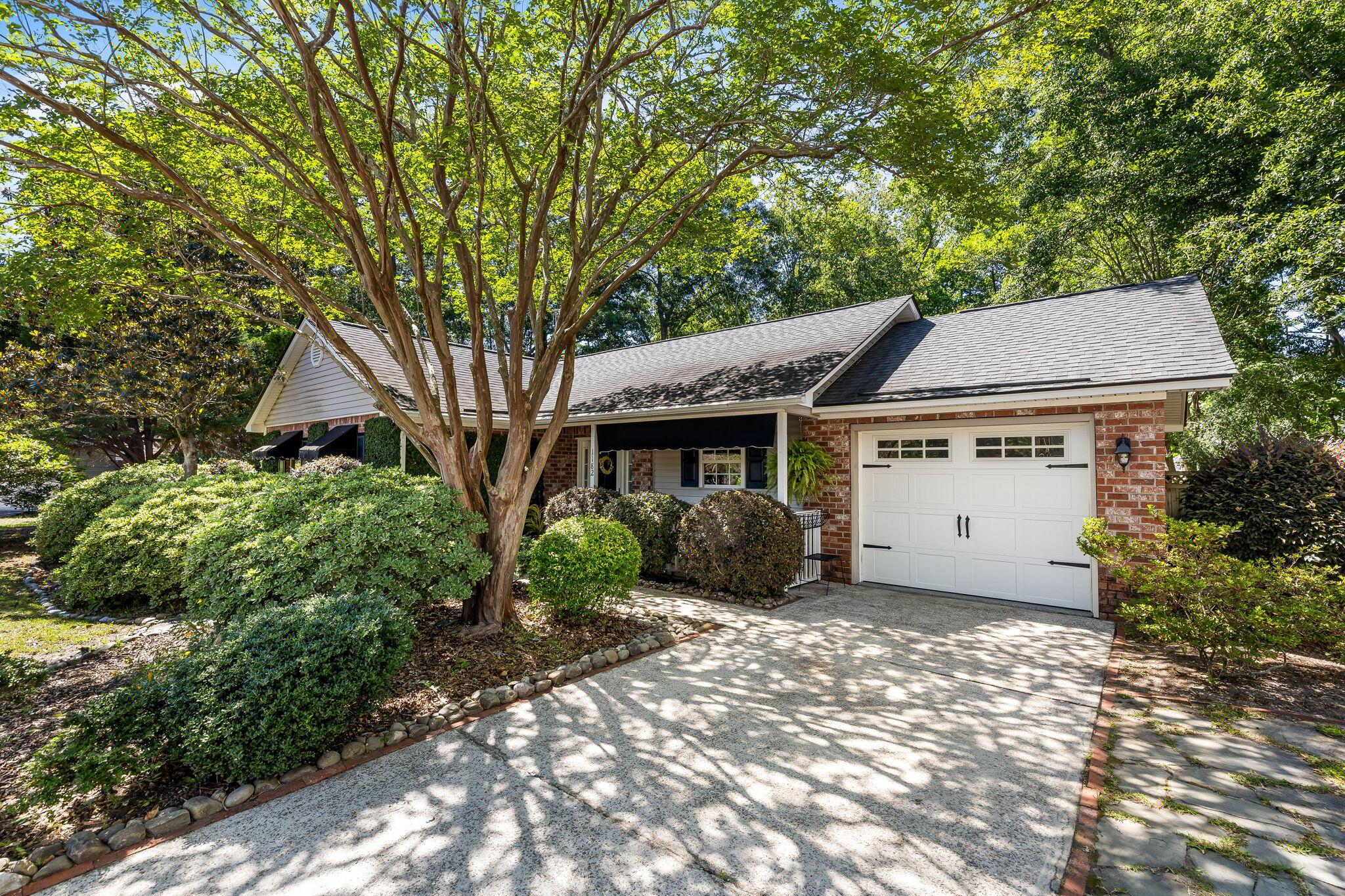 Image 2: 2-web-or-mls-1182 Redbud Ct CoastalRE-19