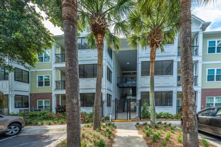 1025 Riverland Woods Place