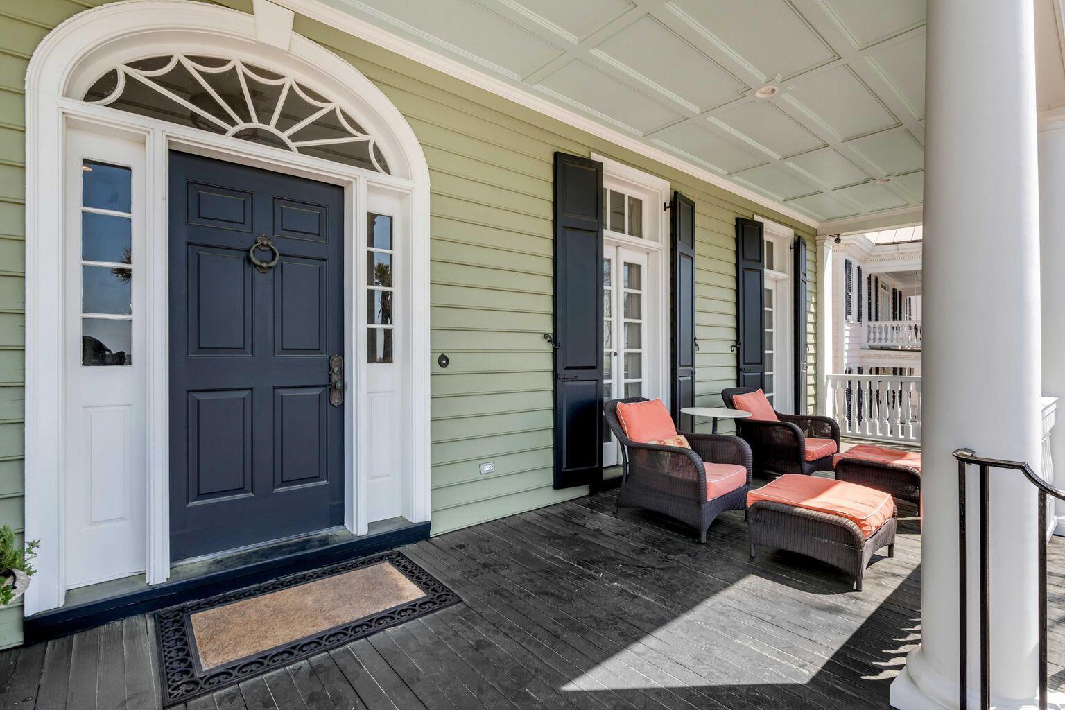 Image 3: Front Porch