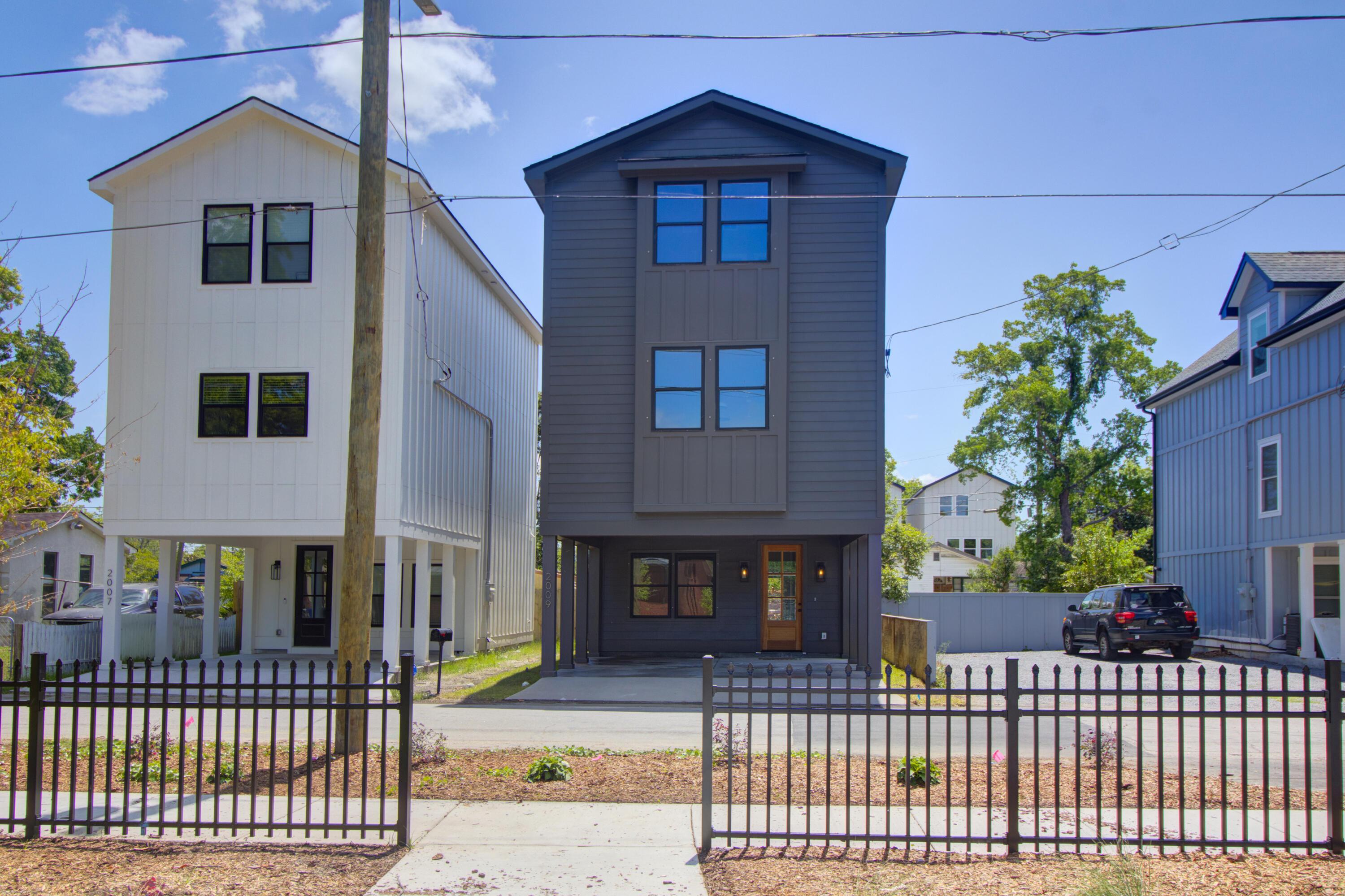 Image 2: Front Exterior